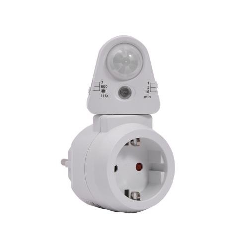 Pistikupesa liikumisanduriga 10A/2300W