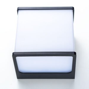 LED-fassaadivalgusti MODEE (LWL0008) 8W (680 lumen) IP65 120x120x92mm | Elektrikaubad | Modee | Trollo.ee | Üle 10 000 toote