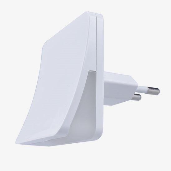 LED-öölamp SOLIGHT hämaraanduriga 0,5W 3000K 230V, valge