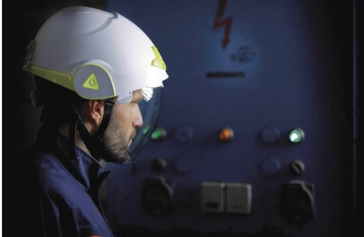 Kaitsekiiver, reguleeritav, sissetõmmatava visiiriga elektri ONYX2, Delta Plus