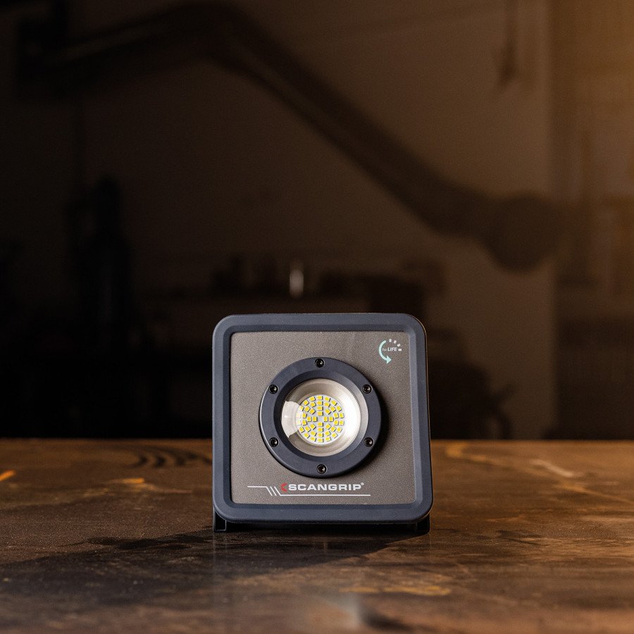 Töövalgusti LED NOVA R laetav+akupank IP67 6500K 2000lm, Scangrip