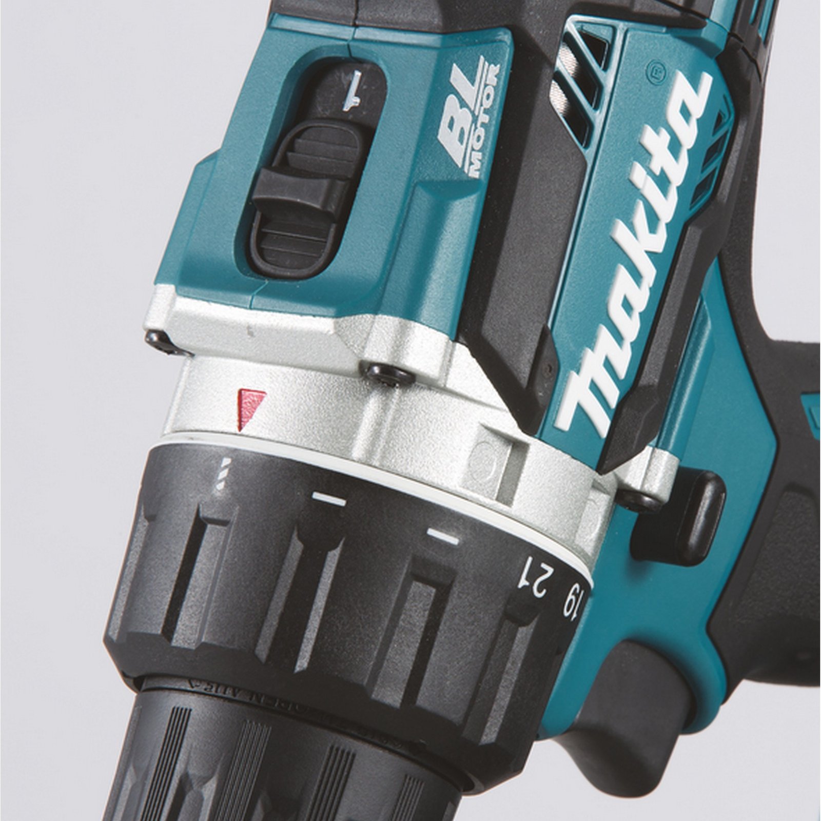 Akutrell Makita DDF484RTJ + 2x5,0Ah + kiirlaadija