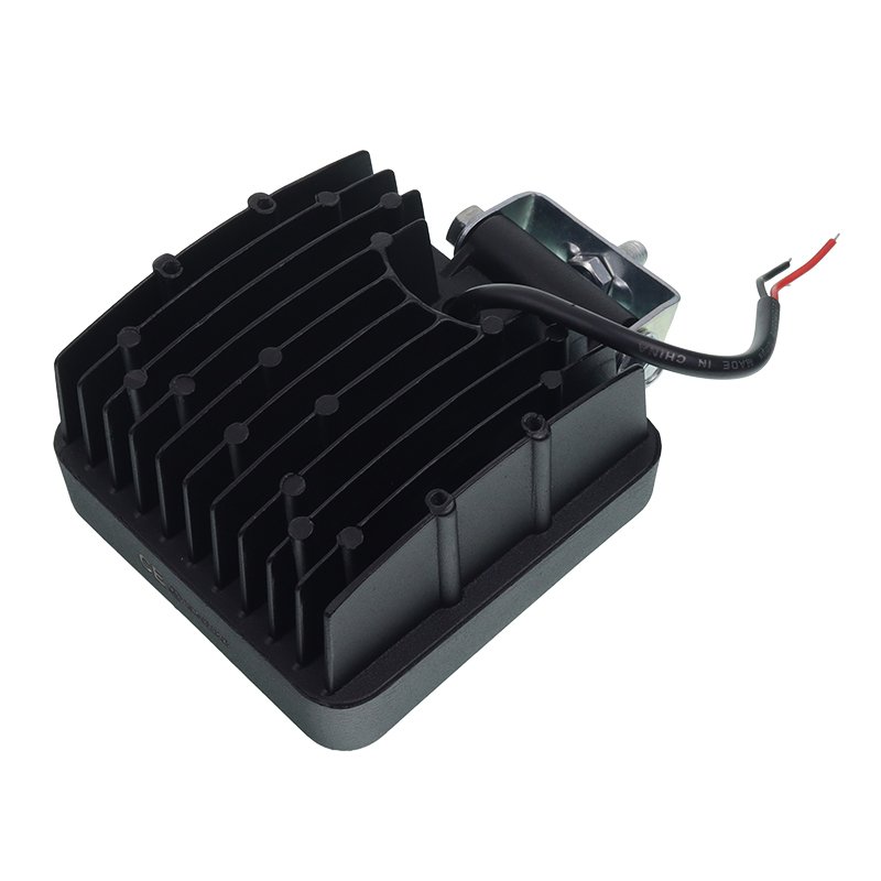 LED-TÖÖLAMP, RISTKÜLIKUKUJULINE, 16 LED-I PAIGALDUSAVADEGA, ÜLEUJUTUSKIIR, 107X107X55 MM, ALUMIINIUMKORPUS, 12-36V