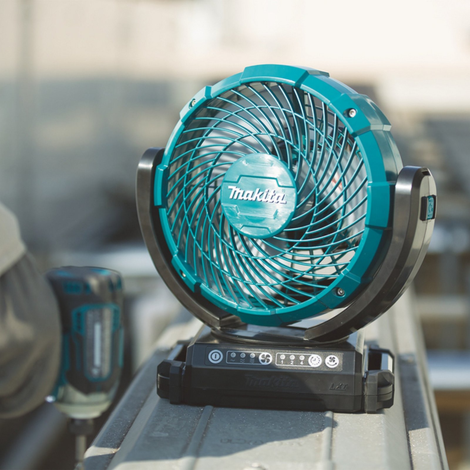 Akuventilaator Makita DCF102Z (ilma aku ja laadijata)
