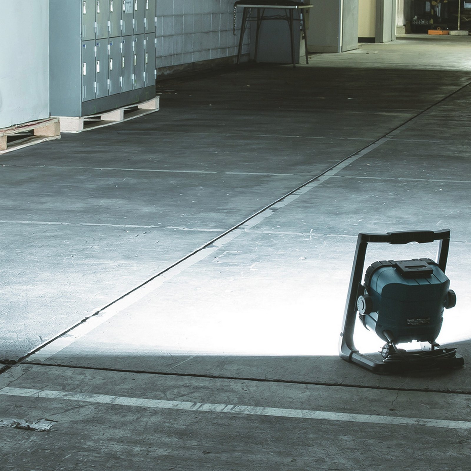 LED Prozektor Makita DEADML805 18V/230V