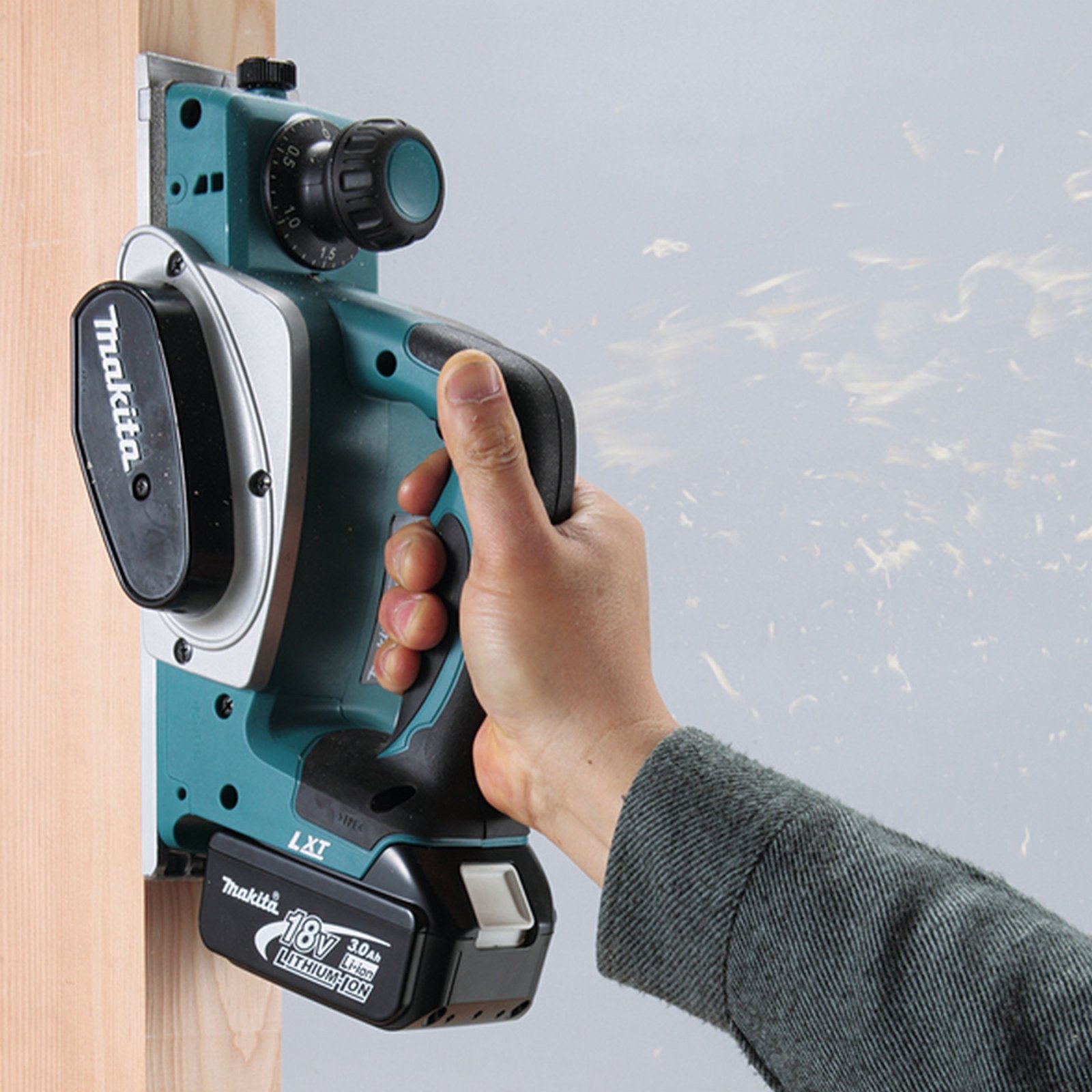 Akuhöövel Makita DKP180Z (ilma aku ja laadijata)
