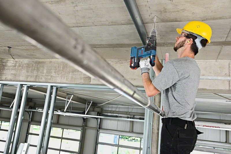 Akupuurvasar Bosch GBH 18V-26 SDS Plus (ilma aku ja laadijata)