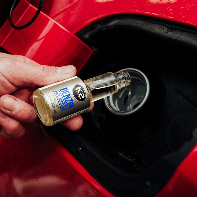 KÜTUSELISAND – BENSIINIMOOTORI VARUSTUSSÜSTEEMI PUHASTAMISEKS – K2 BENSIIN – 50 ML