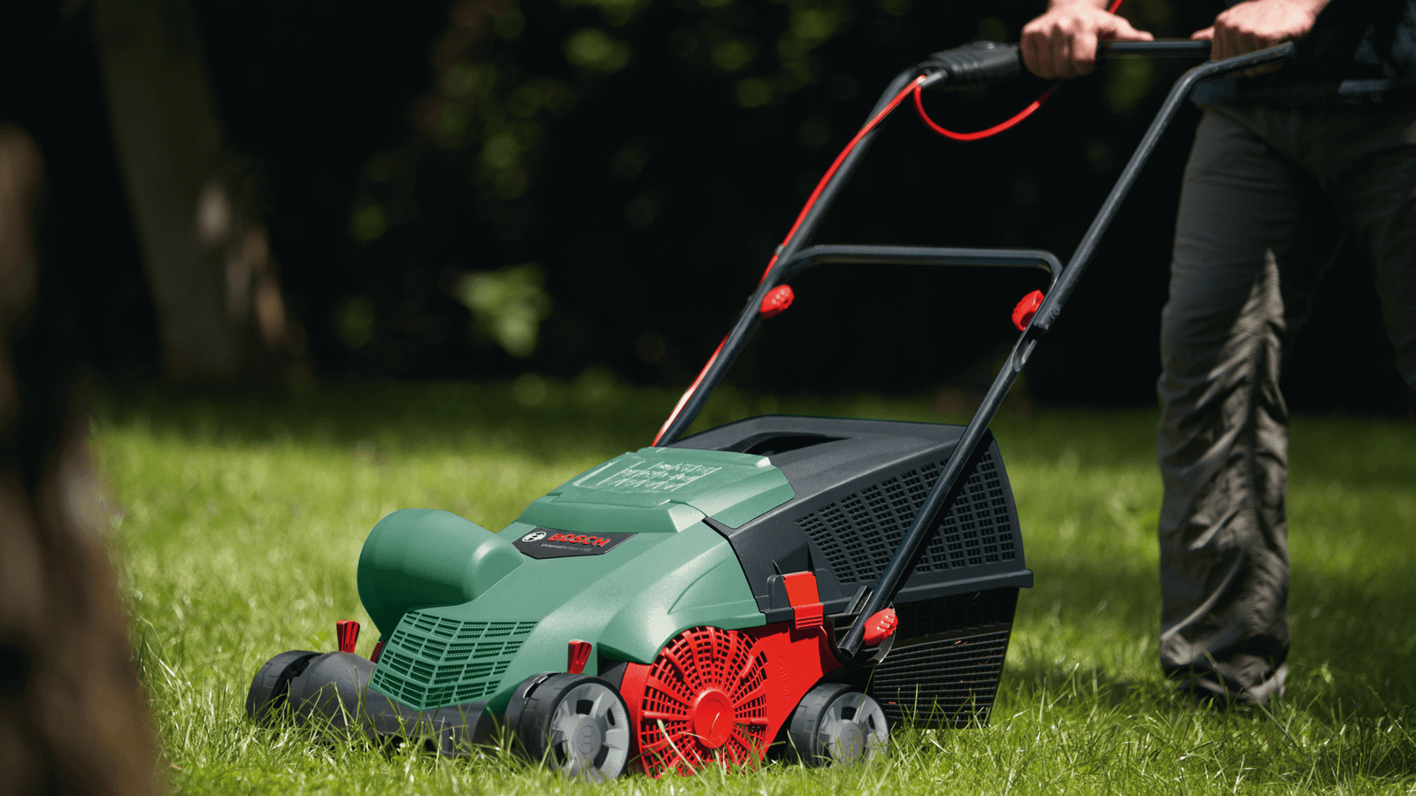 Muruõhutaja Bosch UniversalVerticut 1100