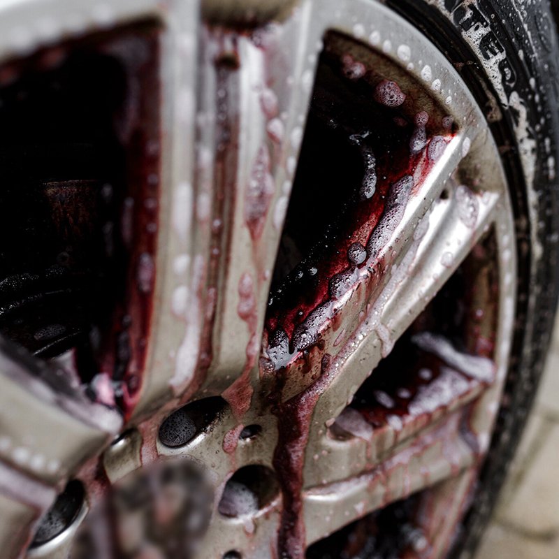 WHEEL CLEANER BLEEDING EFFECT - 5L K2 ROTON - punane