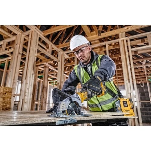Akuketassaag Dewalt DCS571P2