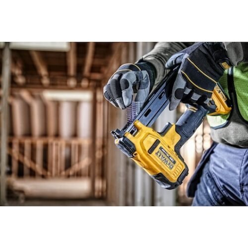 Akuklambripüstol Dewalt DCN701D2