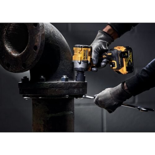 Akulöökmutrikeeraja Dewalt DCF921NT (ilma aku ja laadijata)