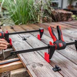 Kiirpitskruvi terrassilaudade jaoks komplekt