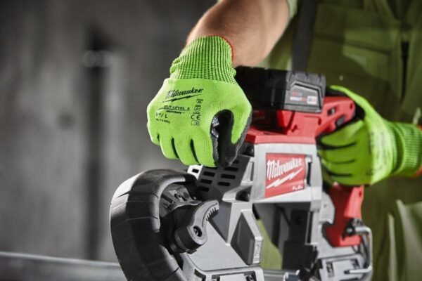Milwaukee E-lõikekindlusega HI-ViS kindad - L/9
