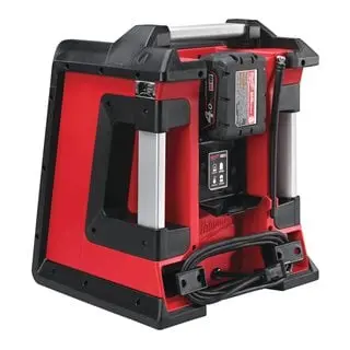 Raadio Milwaukee M18 RC-0