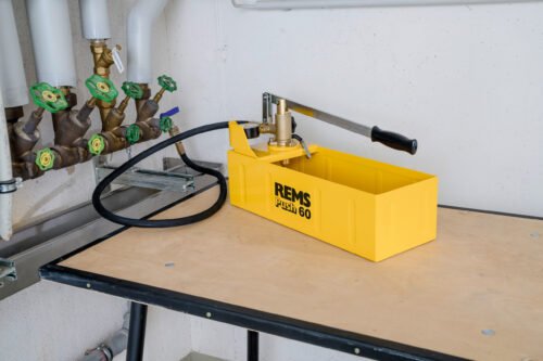 Survekontrolpump REMS Push