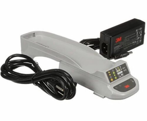 Versaflo™ Laadimise alus TR-641E, koos laadijaga 52000053570, 3M